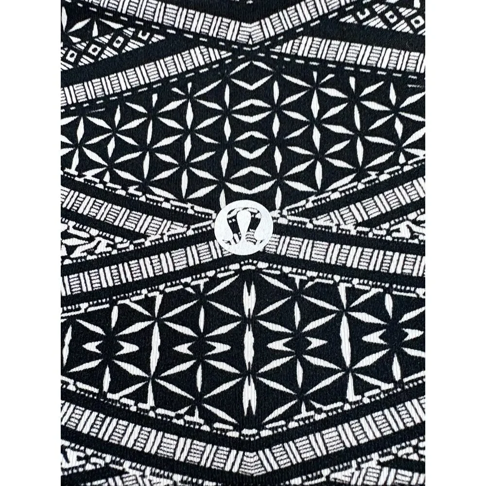 Lululemon black patterned cool leggings